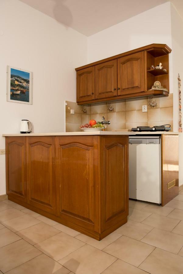 Olga Apartments Алинда Экстерьер фото